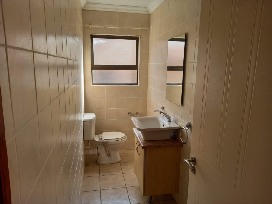 2 Bedroom Property for Sale in Lilyvale S H Free State